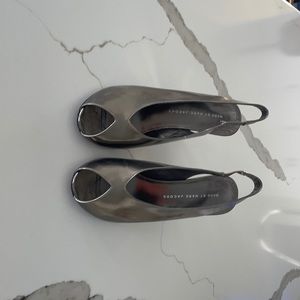 Marc by Marc Jacobs pump